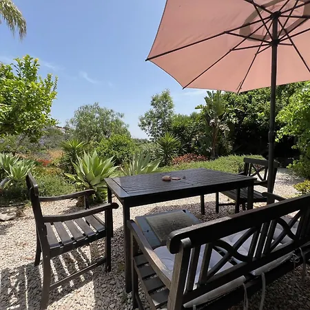 Bed & Breakfast Casa Nas Colinas *